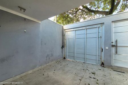 Casa à venda com 180m², 3 quartos e 2 vagas Casa à venda com 180m², 3 quartos e 2 vagasGaragem