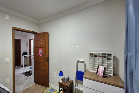 Casa à venda com 180m², 3 quartos e 2 vagas Casa à venda com 180m², 3 quartos e 2 vagasQuarto 2
