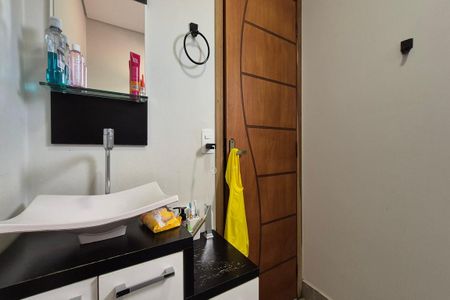 Casa à venda com 180m², 3 quartos e 2 vagas Casa à venda com 180m², 3 quartos e 2 vagasBanheiro da Suíte