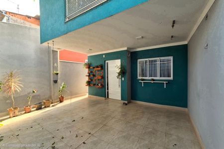 Casa à venda com 180m², 3 quartos e 2 vagas Casa à venda com 180m², 3 quartos e 2 vagasFachada do Prédio