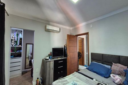 Casa à venda com 180m², 3 quartos e 2 vagas Casa à venda com 180m², 3 quartos e 2 vagasQuarto 3 - Suíte