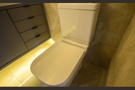 Apartamento à venda com 78m², 2 quartos e 1 vaga Apartamento à venda com 78m², 2 quartos e 1 vagaBanheiro