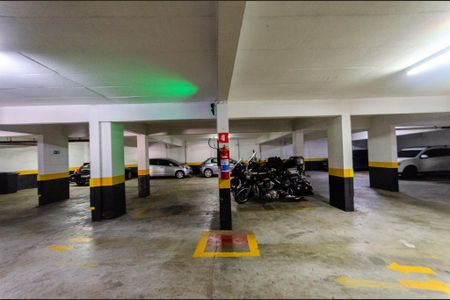 Apartamento à venda com 78m², 2 quartos e 1 vaga Apartamento à venda com 78m², 2 quartos e 1 vagaGaragem