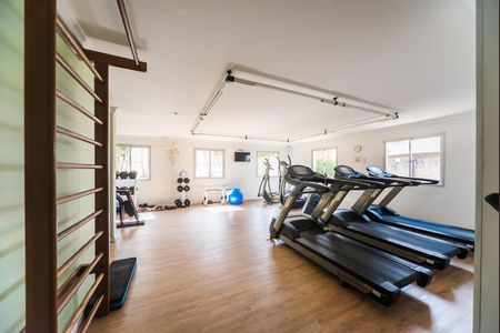 Apartamento à venda com 97m², 3 quartos e 2 vagas Apartamento à venda com 97m², 3 quartos e 2 vagasÁrea comum - Academia