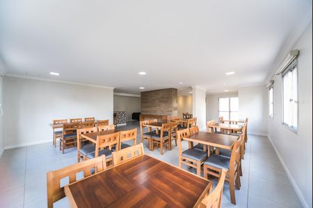 Apartamento à venda com 97m², 3 quartos e 2 vagas Apartamento à venda com 97m², 3 quartos e 2 vagasÁrea comum - Salão de festas