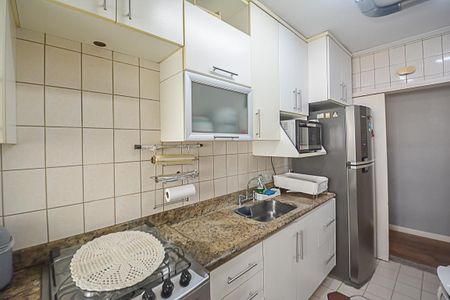 Apartamento à venda com 97m², 3 quartos e 2 vagas Apartamento à venda com 97m², 3 quartos e 2 vagasCozinha