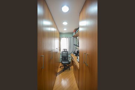 Apartamento à venda com 97m², 3 quartos e 2 vagas Apartamento à venda com 97m², 3 quartos e 2 vagasCloset da suíte