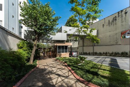 Apartamento à venda com 97m², 3 quartos e 2 vagas Apartamento à venda com 97m², 3 quartos e 2 vagasFachada e portaria