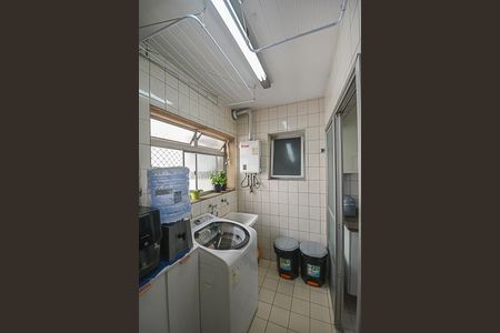 Apartamento à venda com 97m², 3 quartos e 2 vagas Apartamento à venda com 97m², 3 quartos e 2 vagasÁrea de Serviço