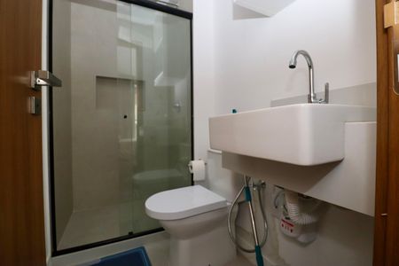 Studio para alugar com 35m², 1 quarto e 1 vaga Studio para alugar com 35m², 1 quarto e 1 vagaBanheiro