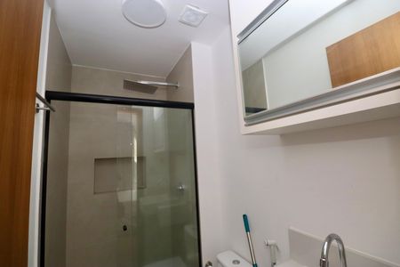 Studio para alugar com 35m², 1 quarto e 1 vaga Studio para alugar com 35m², 1 quarto e 1 vagaBanheiro