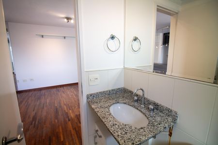 Apartamento para alugar com 65m², 1 quarto e 2 vagas Apartamento para alugar com 65m², 1 quarto e 2 vagasBanheiro 2
