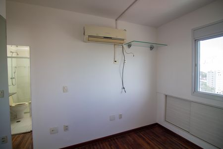 Apartamento para alugar com 65m², 1 quarto e 2 vagas Apartamento para alugar com 65m², 1 quarto e 2 vagasSuíte