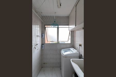 Apartamento à venda com 59m², 2 quartos e 1 vaga Apartamento à venda com 59m², 2 quartos e 1 vagaCozinha e Área de Serviço