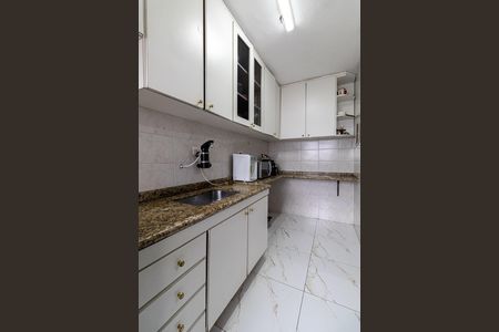 Apartamento à venda com 59m², 2 quartos e 1 vaga Apartamento à venda com 59m², 2 quartos e 1 vagaCozinha e Área de Serviço