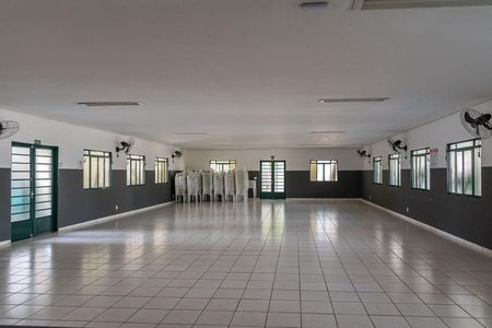 Apartamento para alugar com 43m², 2 quartos e 1 vagaÁrea comum - Salão de festas