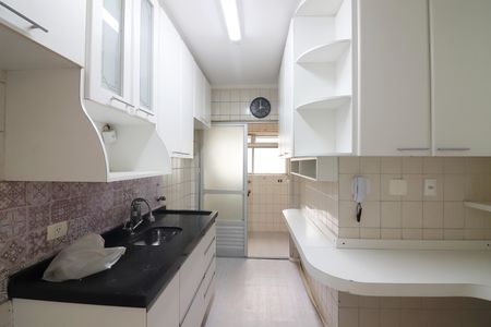 Apartamento à venda com 97m², 3 quartos e 2 vagasCozinha 