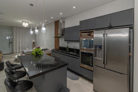 Casa de condomínio para alugar com 116m², 2 quartos e 2 vagas Casa de condomínio para alugar com 116m², 2 quartos e 2 vagasCozinha