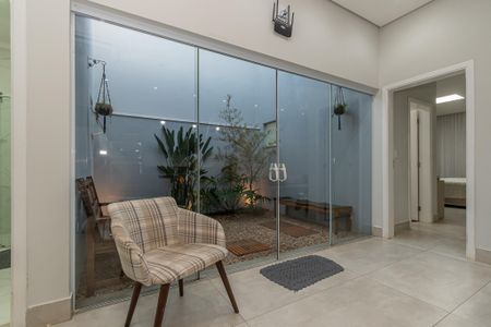 Casa de condomínio para alugar com 116m², 2 quartos e 2 vagas Casa de condomínio para alugar com 116m², 2 quartos e 2 vagasArea de Luz