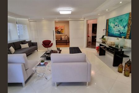 Apartamento à venda com 3 quartos, 218m² em Jardim São Paulo, São Paulo