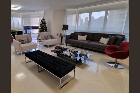 Apartamento à venda com 3 quartos, 218m² em Jardim São Paulo, São Paulo