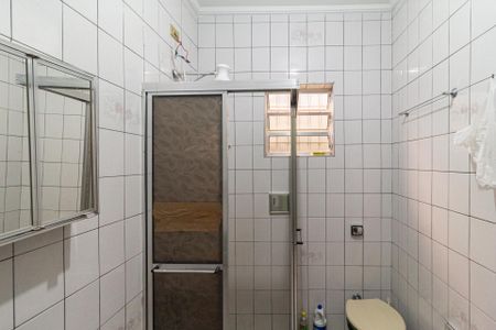 Banheiro de casa para alugar com 1 quarto, 62m² em Parque Santa Teresa, Carapicuíba