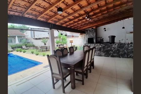Varanda de casa para alugar com 3 quartos, 120m² em Centro (Caucaia do Alto), Cotia