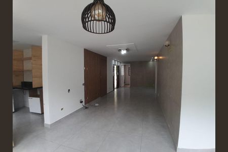 Sala de casa para alugar com 3 quartos, 120m² em Centro (Caucaia do Alto), Cotia