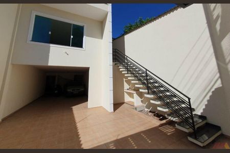 Casa à venda com 3 quartos, 200m² em Jardim Virginia Bianca, São Paulo