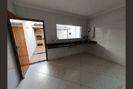 Casa à venda com 3 quartos, 200m² em Jardim Virginia Bianca, São Paulo