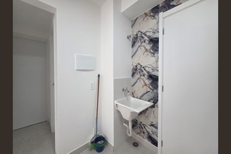 Apartamento para alugar com 33m², 2 quartos e sem vaga Apartamento para alugar com 33m², 2 quartos e sem vagaÁrea de Serviço