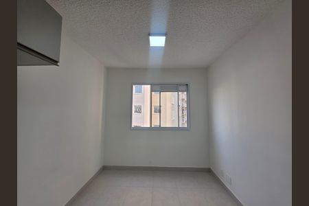 Apartamento para alugar com 33m², 2 quartos e sem vaga Apartamento para alugar com 33m², 2 quartos e sem vagaSala