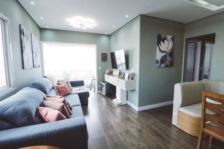 Apartamento à venda com 98m², 3 quartos e 2 vagas Apartamento à venda com 98m², 3 quartos e 2 vagasSala