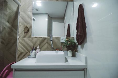 Apartamento à venda com 98m², 3 quartos e 2 vagas Apartamento à venda com 98m², 3 quartos e 2 vagasBanheiro