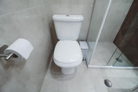 Apartamento à venda com 98m², 3 quartos e 2 vagas Apartamento à venda com 98m², 3 quartos e 2 vagasBanheiro da Suíte 1