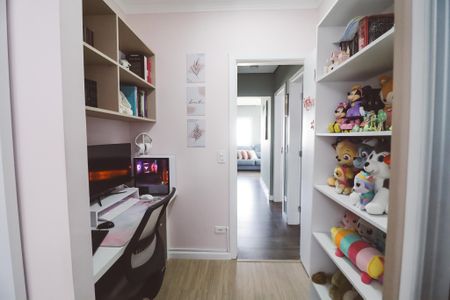 Apartamento à venda com 98m², 3 quartos e 2 vagas Apartamento à venda com 98m², 3 quartos e 2 vagasSuíte 2