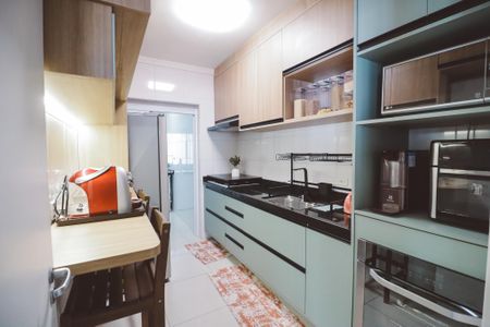 Apartamento à venda com 98m², 3 quartos e 2 vagas Apartamento à venda com 98m², 3 quartos e 2 vagasCozinha