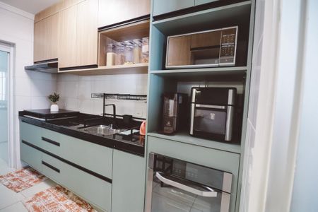 Apartamento à venda com 98m², 3 quartos e 2 vagas Apartamento à venda com 98m², 3 quartos e 2 vagasCozinha