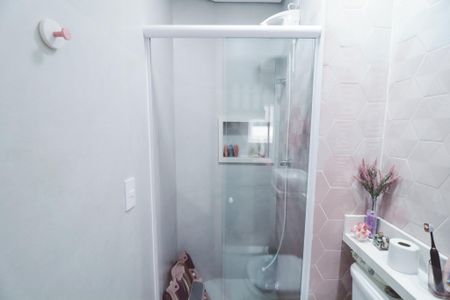 Apartamento à venda com 98m², 3 quartos e 2 vagas Apartamento à venda com 98m², 3 quartos e 2 vagasBanheiro da Suíte 2