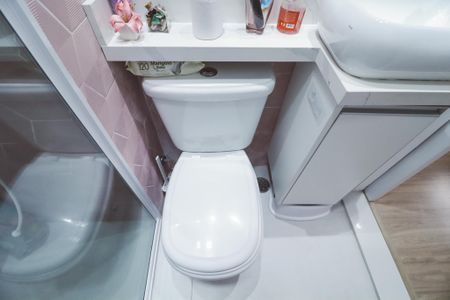 Apartamento à venda com 98m², 3 quartos e 2 vagas Apartamento à venda com 98m², 3 quartos e 2 vagasBanheiro da Suíte 2