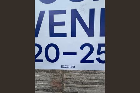 Casa à venda com 296m², 4 quartos e 4 vagas Casa à venda com 296m², 4 quartos e 4 vagasPlaca