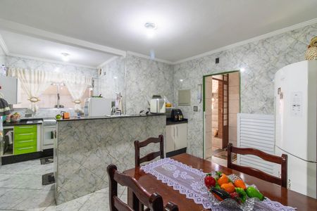 Casa à venda com 296m², 4 quartos e 4 vagas Casa à venda com 296m², 4 quartos e 4 vagasCozinha