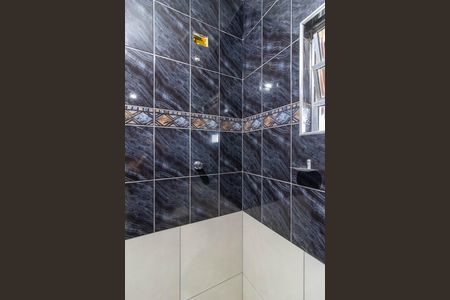 Casa à venda com 296m², 4 quartos e 4 vagas Casa à venda com 296m², 4 quartos e 4 vagasBanheiro Quarto 2 e 3