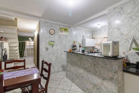 Casa à venda com 296m², 4 quartos e 4 vagas Casa à venda com 296m², 4 quartos e 4 vagasCozinha