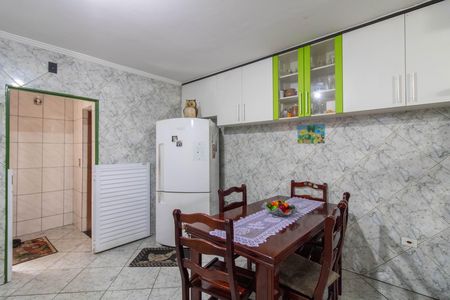 Casa à venda com 296m², 4 quartos e 4 vagas Casa à venda com 296m², 4 quartos e 4 vagasCozinha