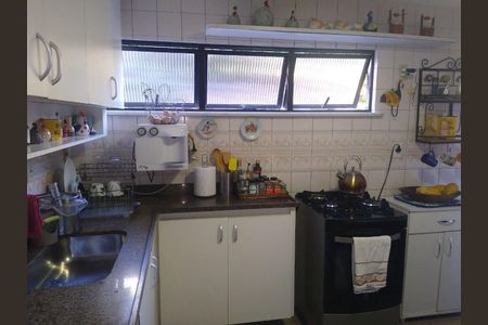Apartamento à venda com 210m², 3 quartos e 2 vagas