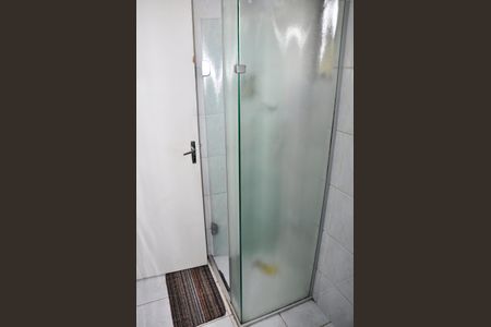 Apartamento à venda com 62m², 2 quartos e 1 vagaDetalhe - Banheiro Social