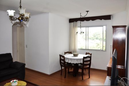 Detalhe - Sala e Sala de Jantar de apartamento à venda com 2 quartos, 62m² em Vila Albertina, São Paulo