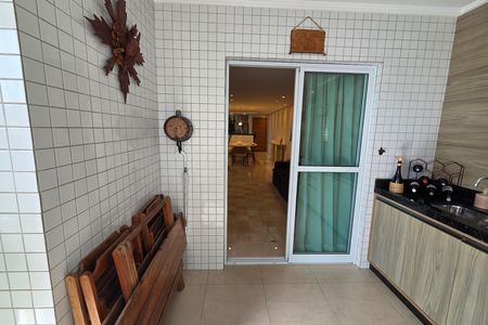 Apartamento para alugar com 120m², 3 quartos e 2 vagas Apartamento para alugar com 120m², 3 quartos e 2 vagasVaranda