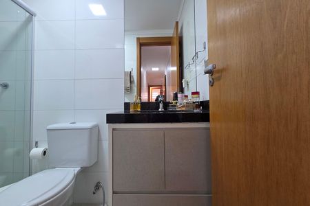 Apartamento para alugar com 120m², 3 quartos e 2 vagas Apartamento para alugar com 120m², 3 quartos e 2 vagasBanheiro